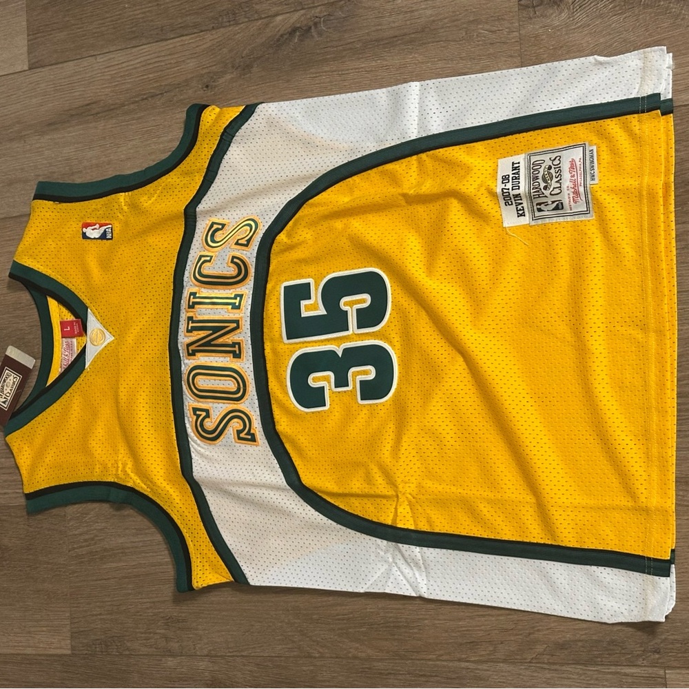 NWT Mitchell & Ness Sonics Kevin Durant jersey
